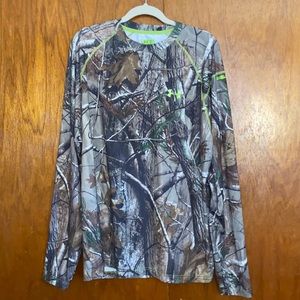 Under Armour Scent Control Loose Camouflage Dry Fit Long Sleeve Shirt-Sz Large